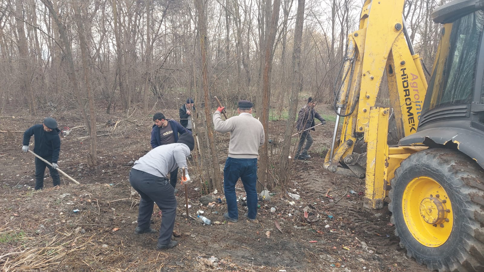 634787000_864176426449522_5253457462243714381_n (1).jpg