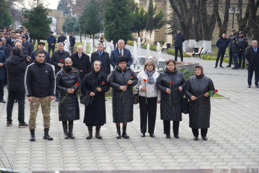 Azərbaycan xalqının xilaskarı, ulu öndər Heydər Əliyevin xatirəsinə həsr olunmuş ümumrayon tədbiri keçirilmişdir.