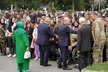 Zaqatalalılar Vətən uğrunda canlarından keçən qəhrəman oğulların xatirəsini anıblar